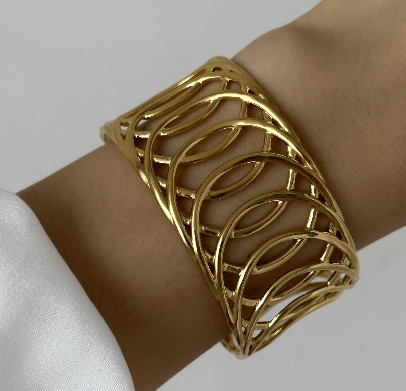 GOLD ANTI TARNISH OPEN CUFF BRACELET