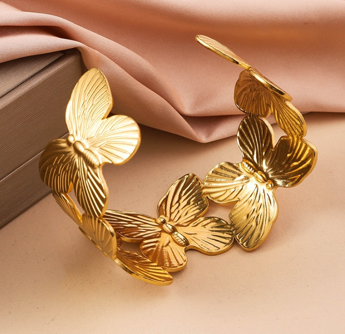 GOLD ANTI TARNISH OPEN CUFF BRACELET