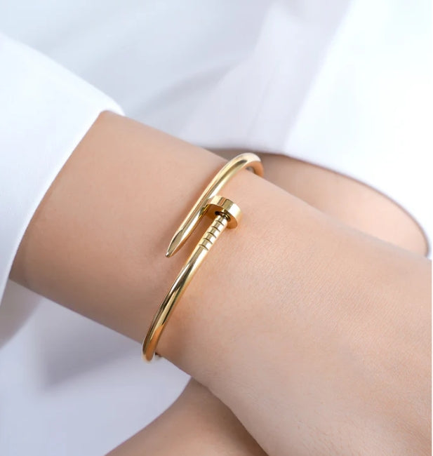 GOLD ANTI TARNISH TWISTED NAIL CUFF BRACELET