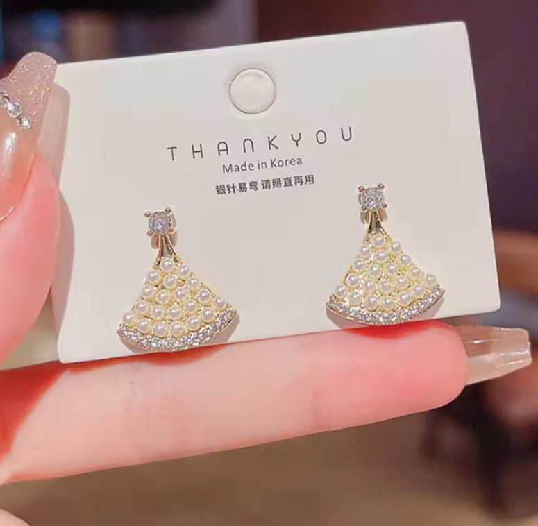 Pearl Drop / Stud Earring