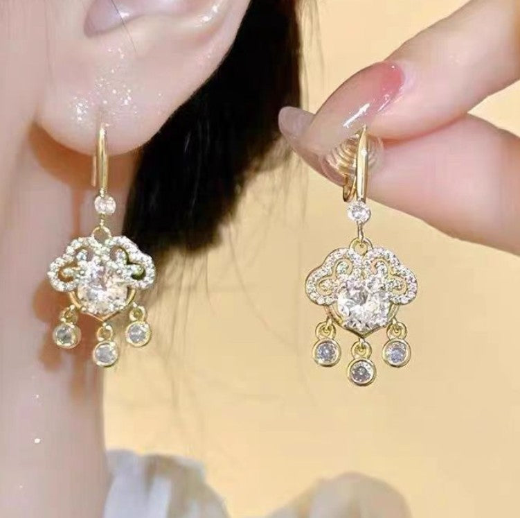 AD STONE CRYSTALS DROP KOREAN EARRINGS