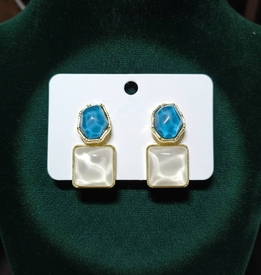 WHITE & BLUE DROP KOREAN EARRINGS