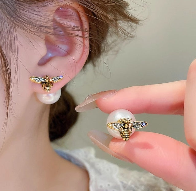 DOUBLE SIDED BEE PEARL KOREAN STUDS EARRINGS