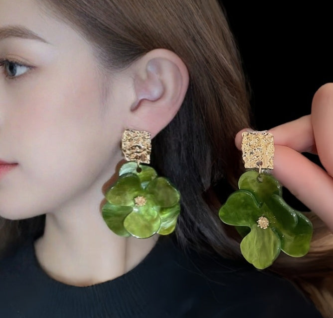 FLOWER DROP EARRINGS