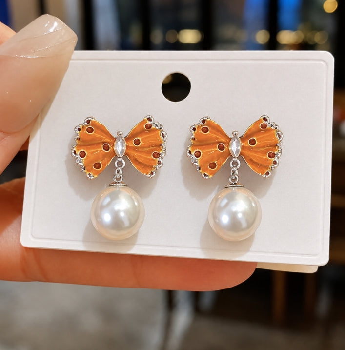 POLKA DOT BOW PEARL SMALL DROP EARRINGS