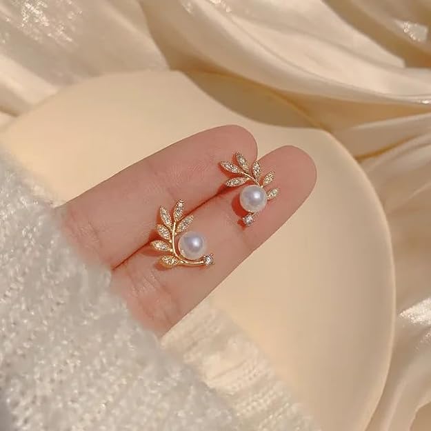 Leaf Pearl Stud Earring
