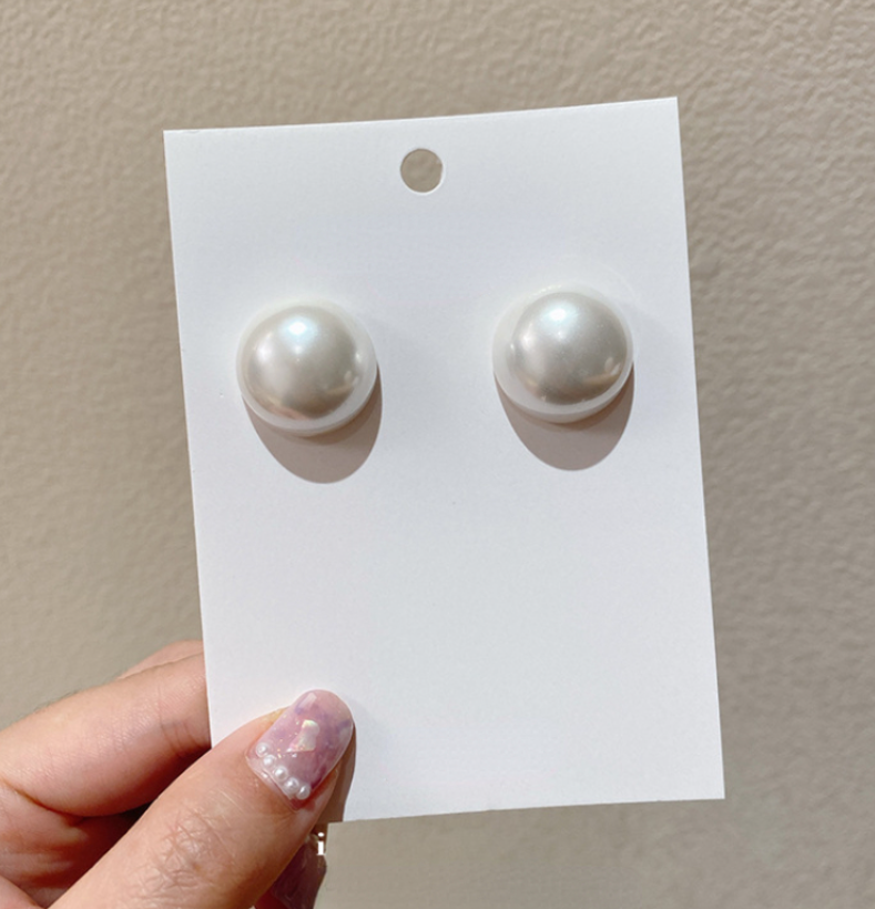 Pearl Work Stud Earring