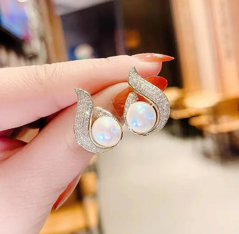 Pearl Zircon Earring