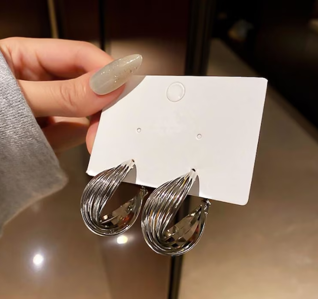 Twisted Hoop Earring