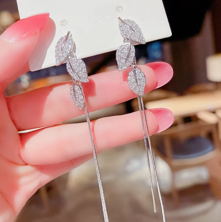 Leaf Chain Earring
