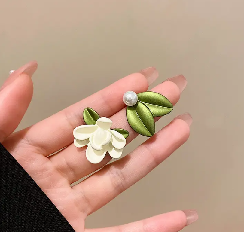 Flower Stud Earring