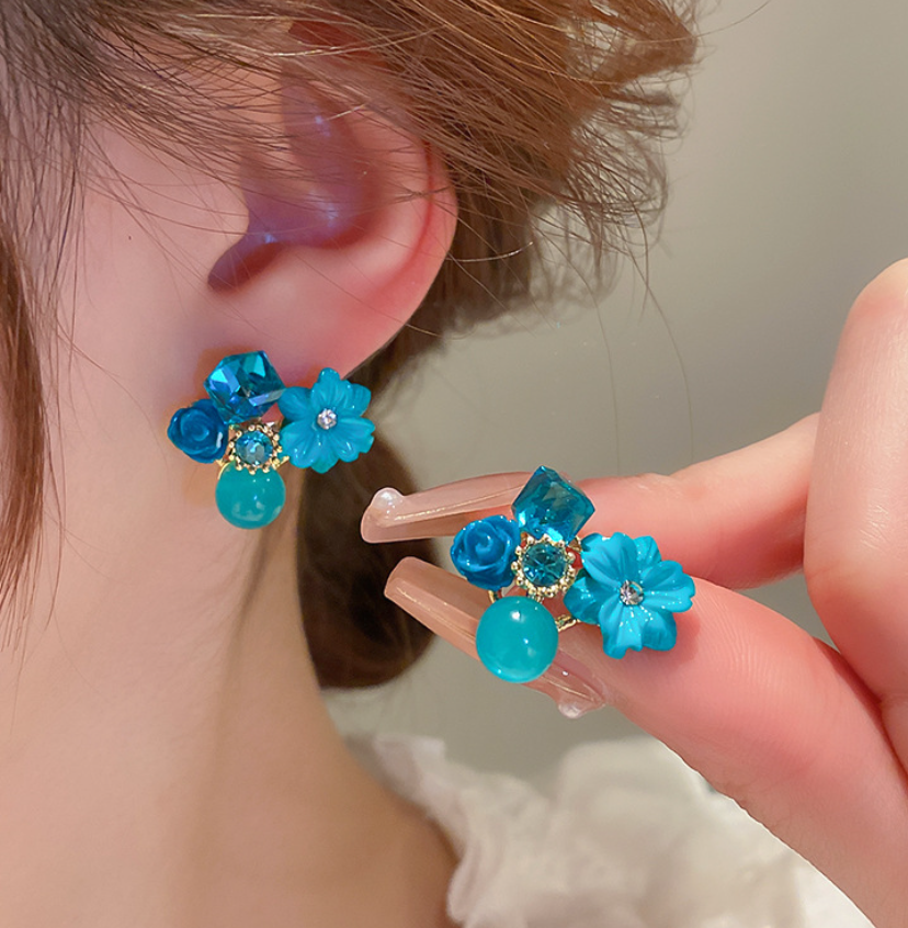 Flower Stud Earring