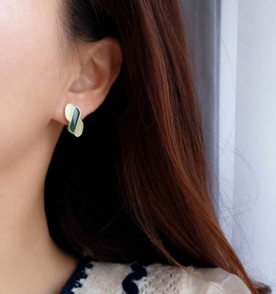Stud Earring