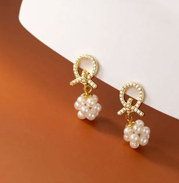 Pearl Drop Earring
