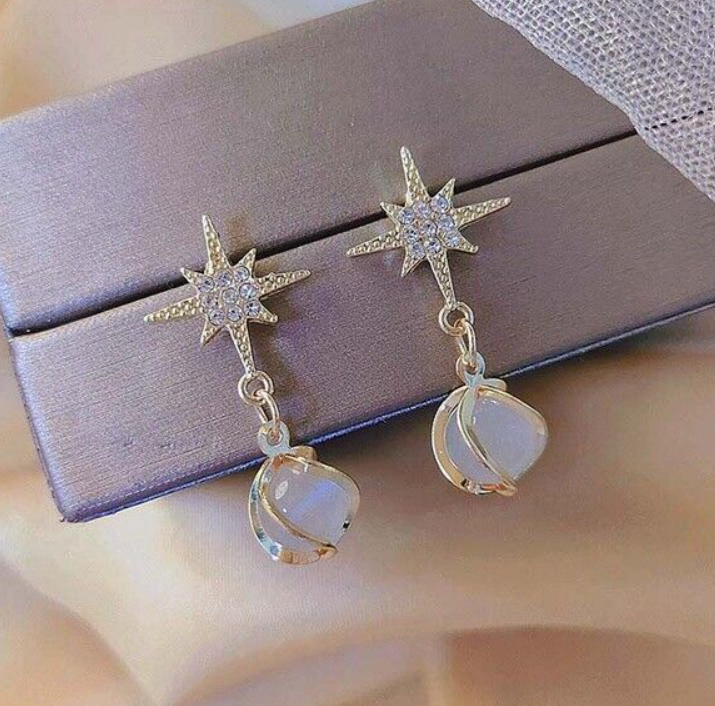 Star Pearl Drop Earring