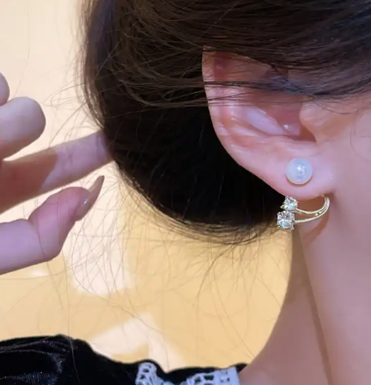 Cubic Zirconia Pearl Stud Earring