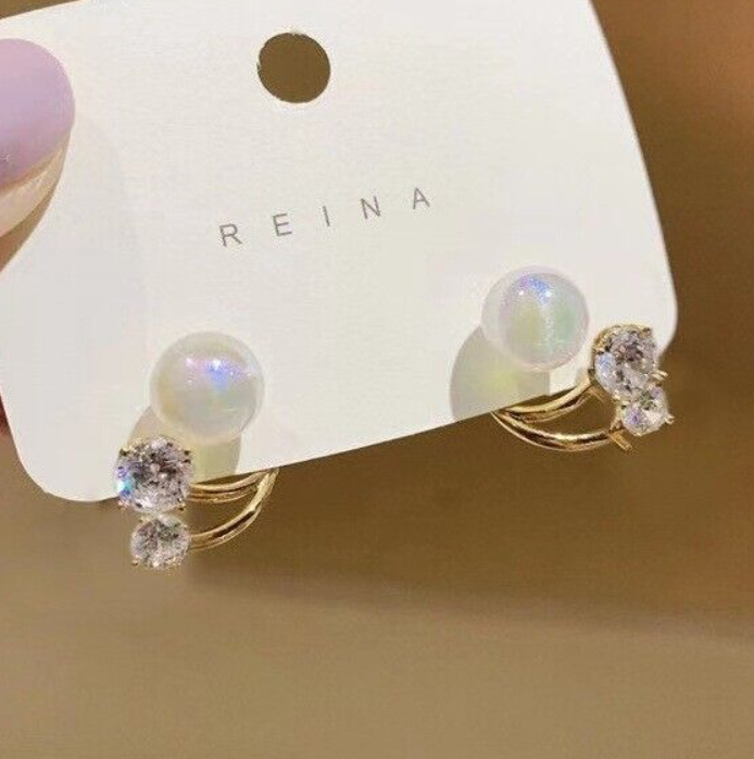 Cubic Zirconia Pearl Stud Earring