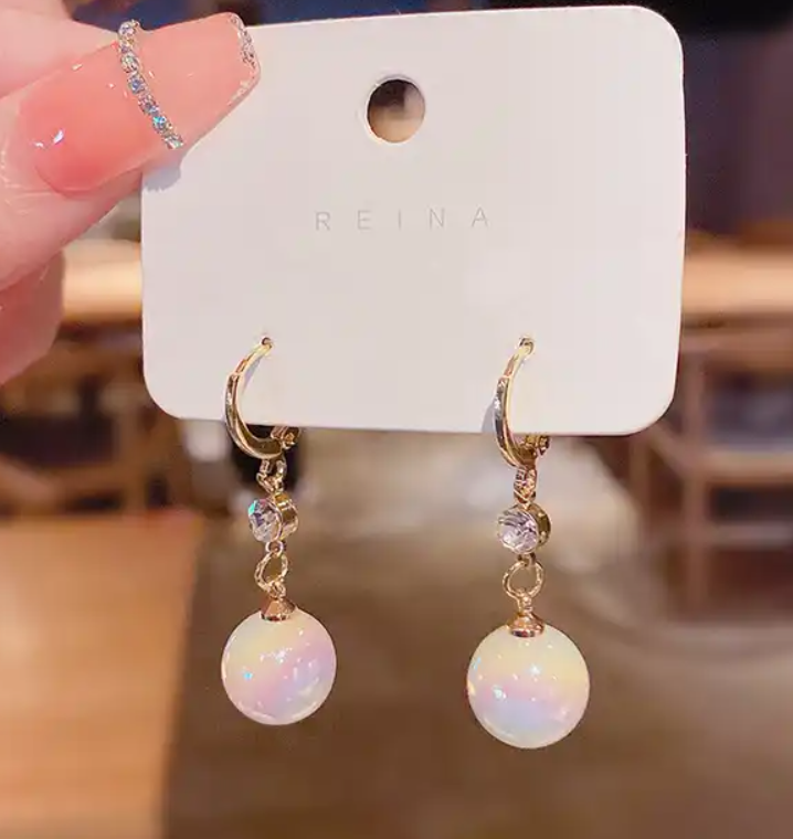 Pearl Drop / Jhumki Earring