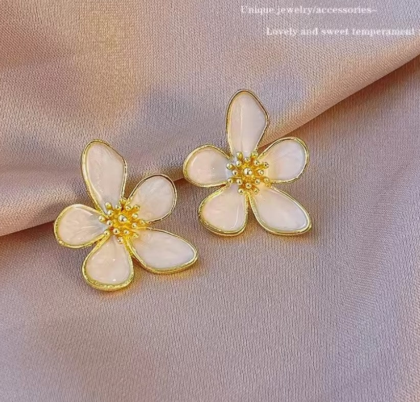 Flower Stud Earring