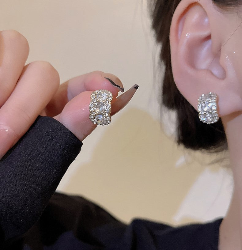 SILVER ZIRCON SMALL STUD EARRING