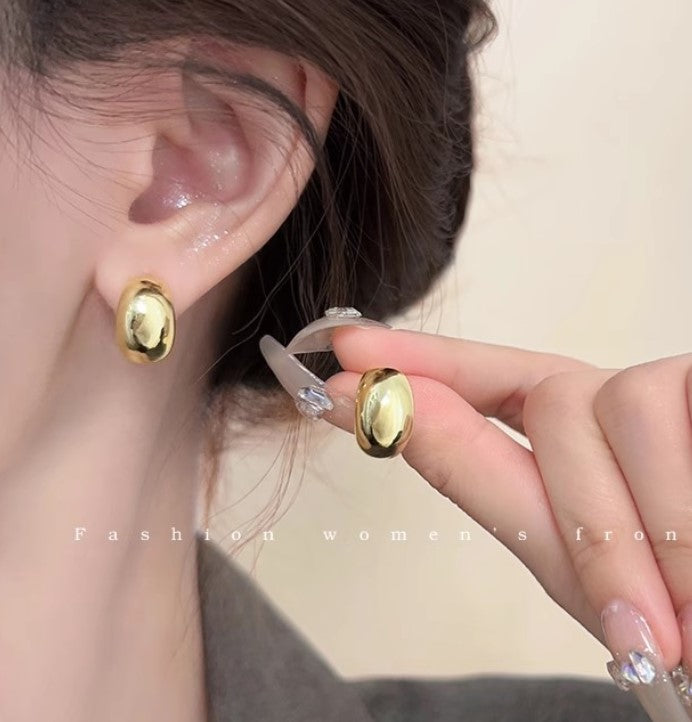 SHINY SMALL GOLD KOREAN STUD EARRINGS FOR WOMEN GIRLS