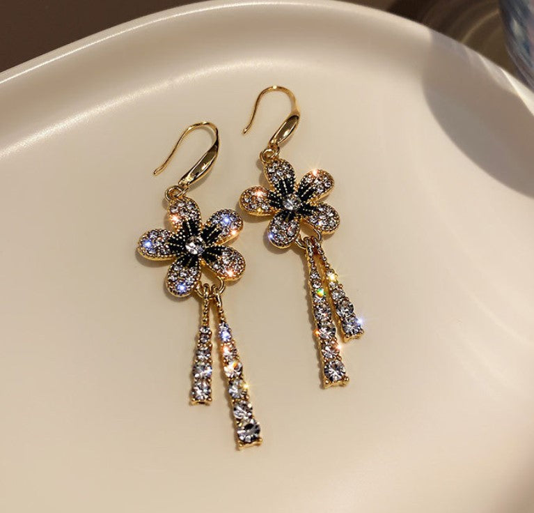 BLACK FLORAL ZIRCON DROP EARRING