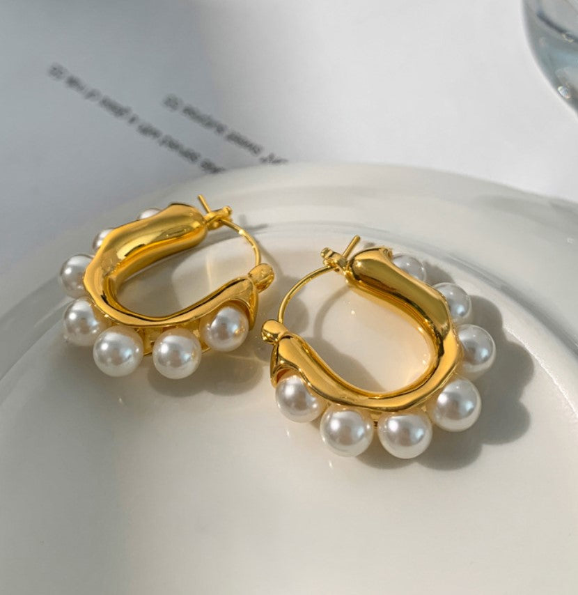 PEARL HOOP KOREAN EARRINGS