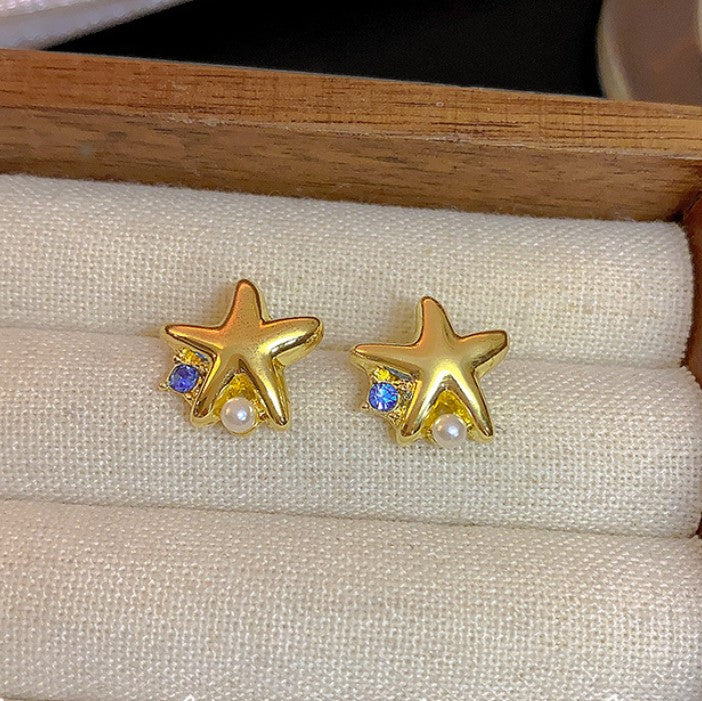STAR SHAPE GOLD SMALL KOREAN STUDS EARRINGS