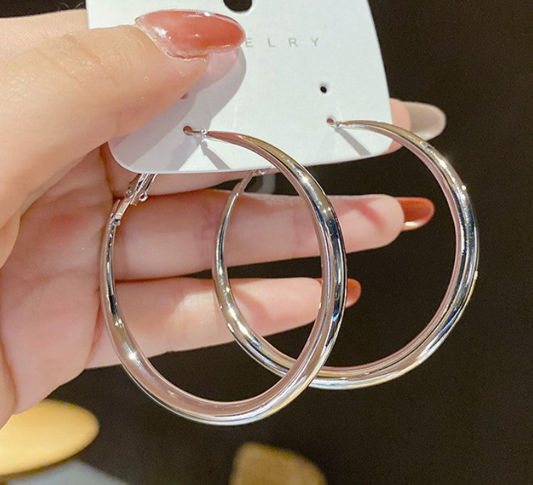 BIG SILVER KOREAN HOOP EARRINGS