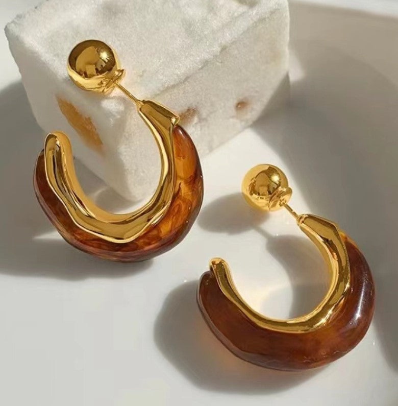 BROWN KOREAN HOOP EARRINGS