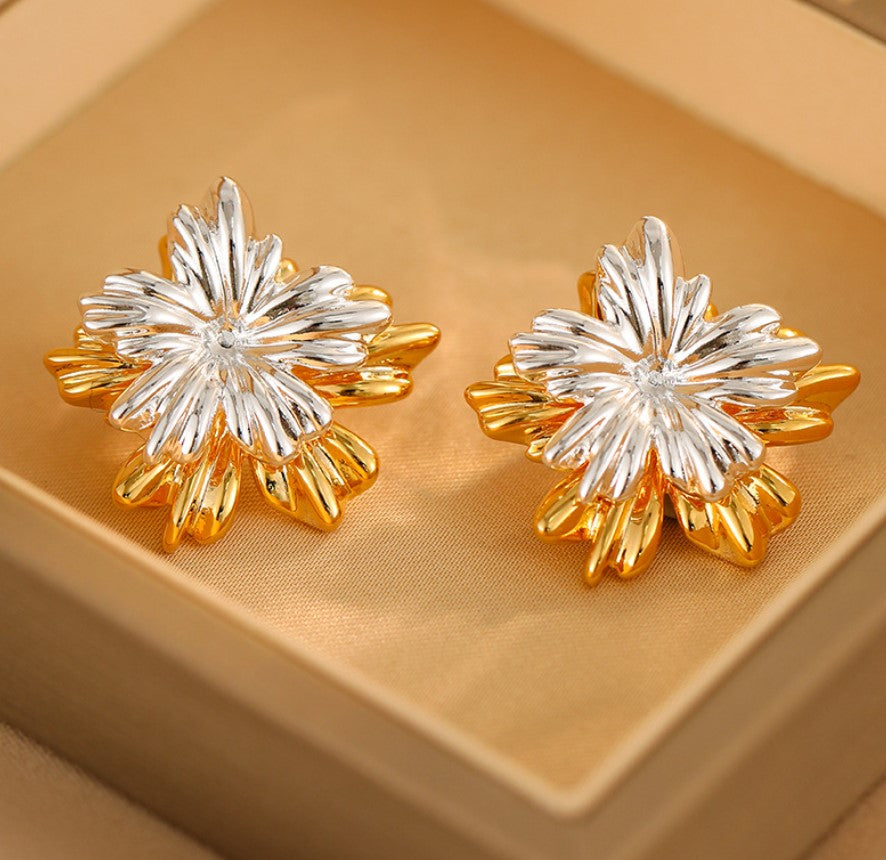 DOUBLE FLOWER KOREAN STUD EARRING