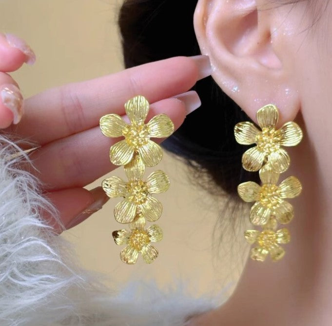 LONG FLOWER KOREAN DROP EARRINGS