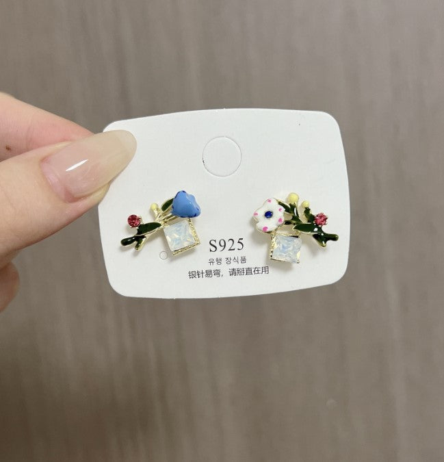 FLOWER KOREAN STUDS EARRINGS