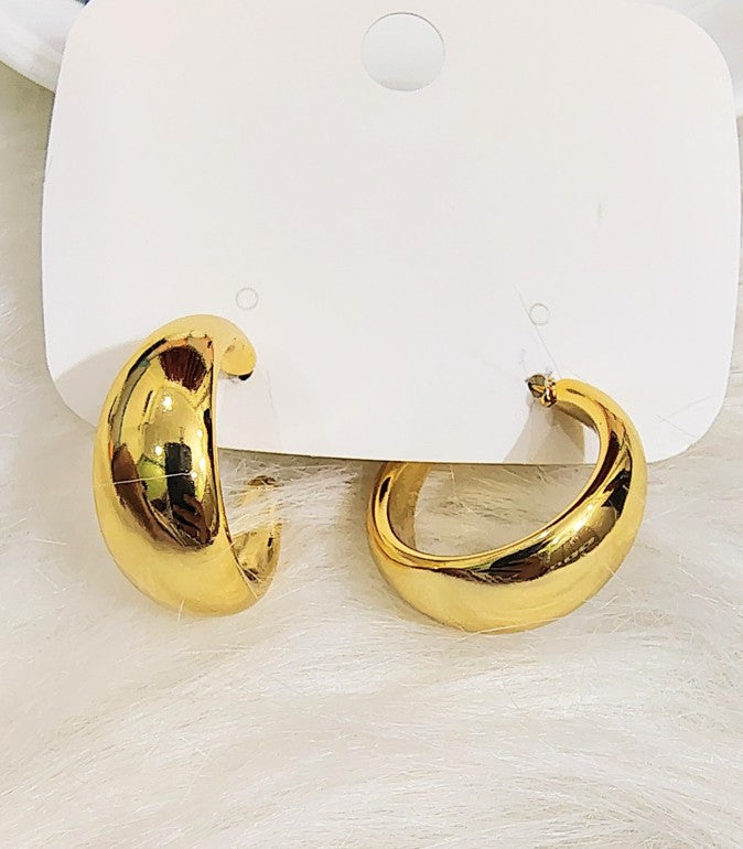 MEDIUM SIZE GOLD HOOP KOREAN EARRINGS