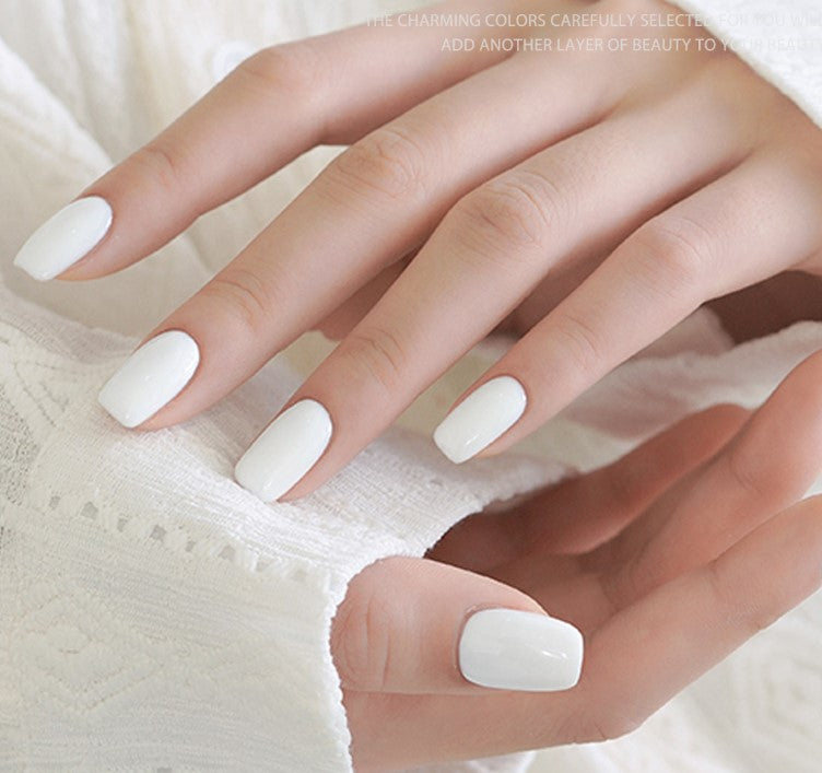 SHORT MEDIUM 24 PC ARTIFICIAL NAILS WHITE