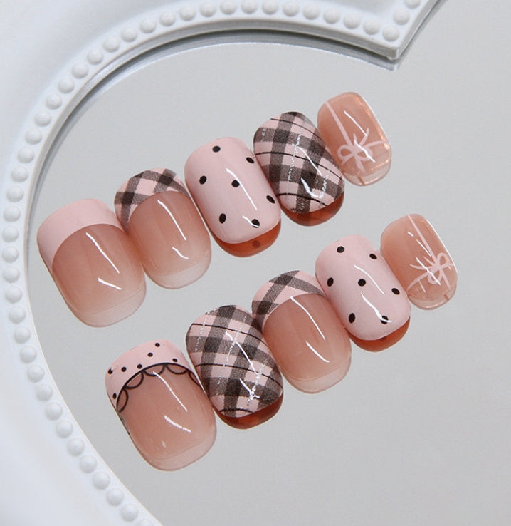 MEDIUM SHORT 24 PC ARTIFICIAL NAILS PINK POLKA DOT