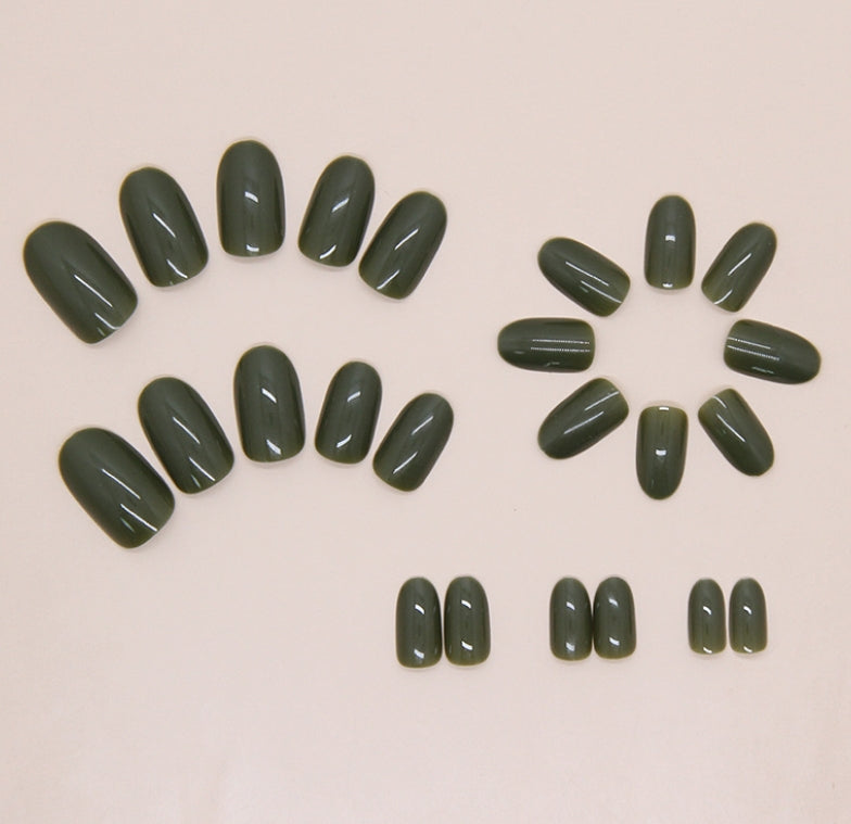 MEDIUM 24 PC ARTIFICIAL NAILS GREEN