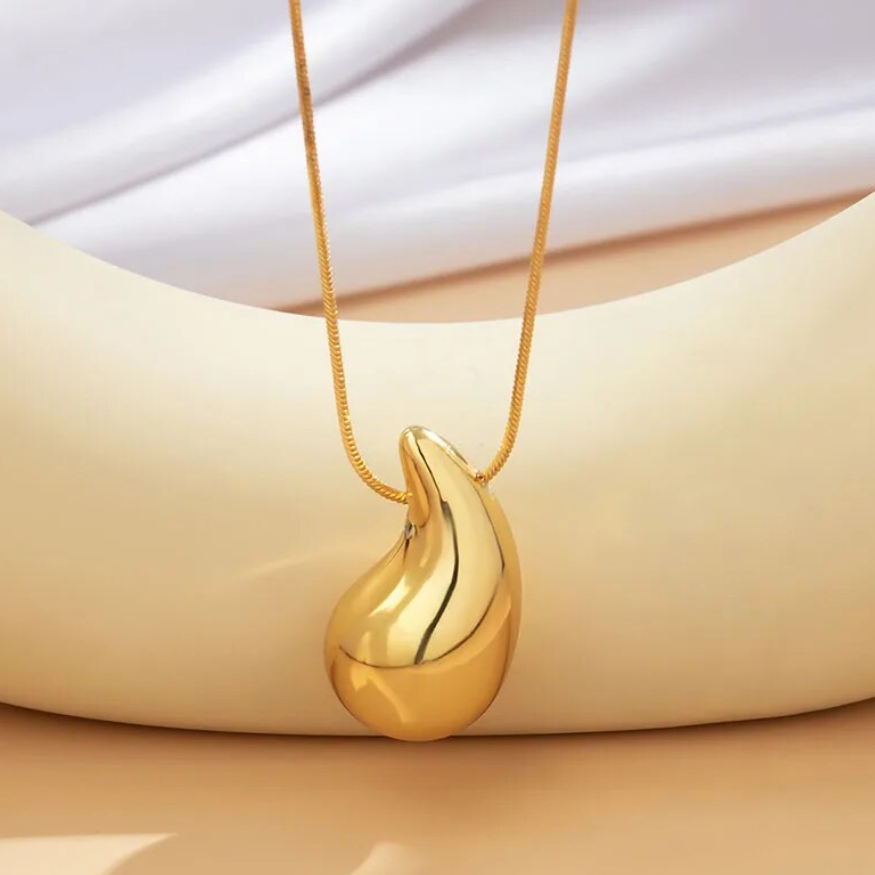 Teardrop Pendant Locket Necklace