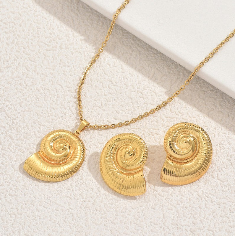 SEASHELL ANTI TARNISH NECKLACE & EARRINGS