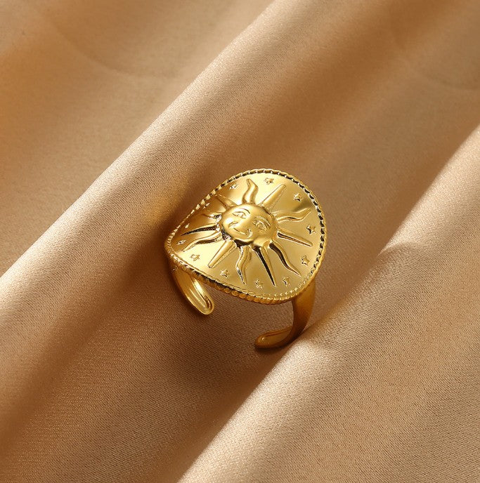 GOLD ANTI TARNISH ADJUSTABLE OPEN SUN MOTIF RING
