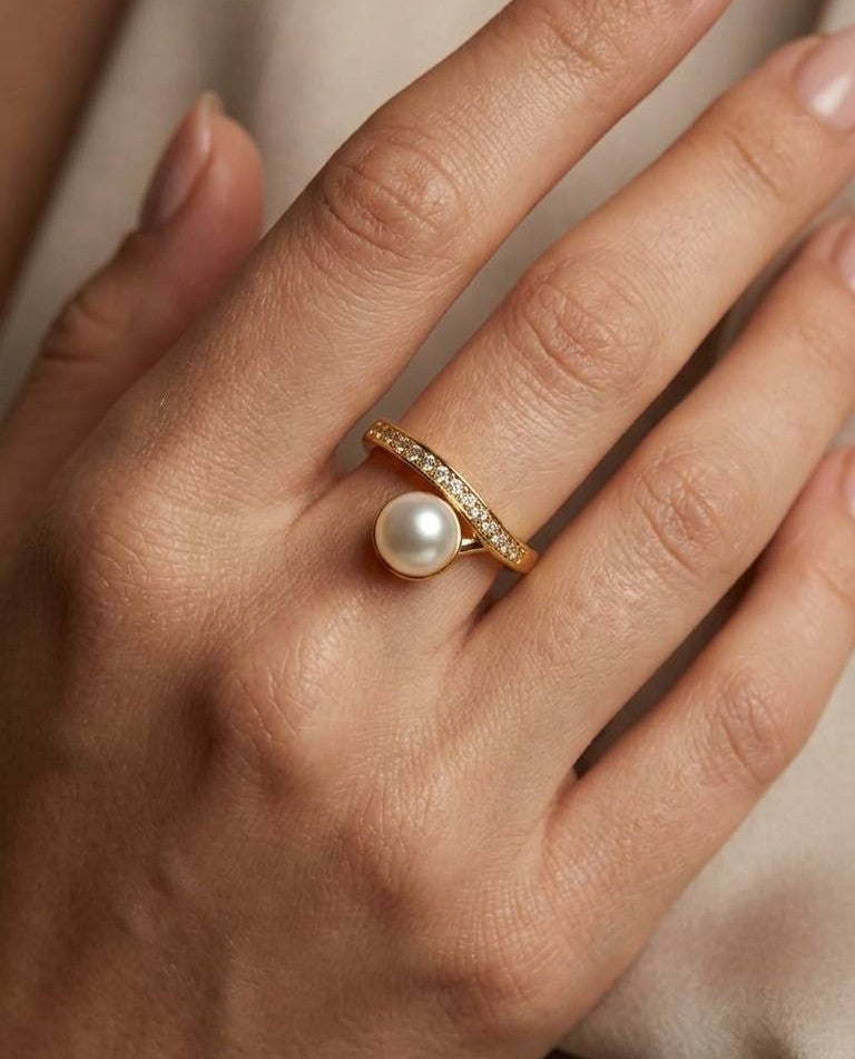 WHITE PEARL AD STONE CRYSTALS RINGS