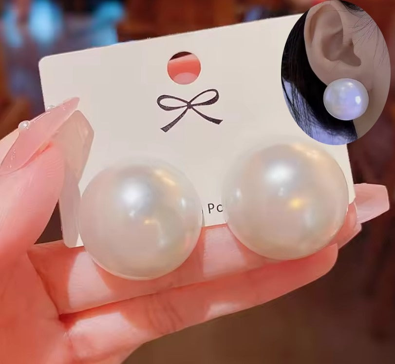 2.5CM X 2.5 CM Big Pearl Stud Earring