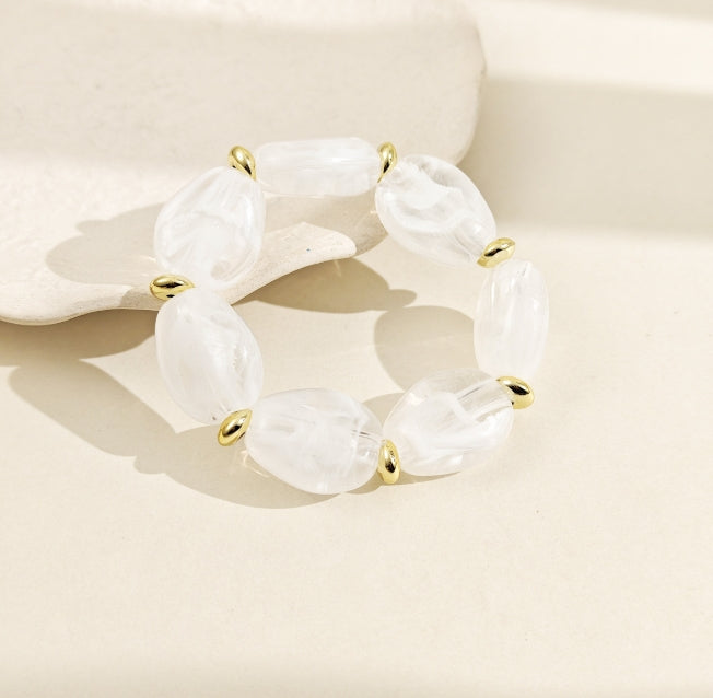 RESIN BEADED STRETCHABLE KOREAN BRACELET
