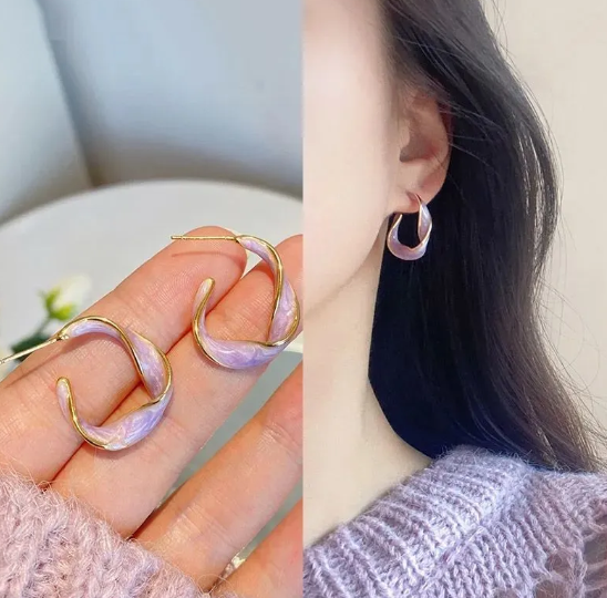 Twisted Hoop Earring