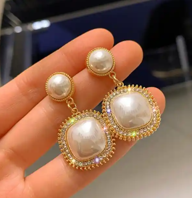 Square Pearl Drop Earring
