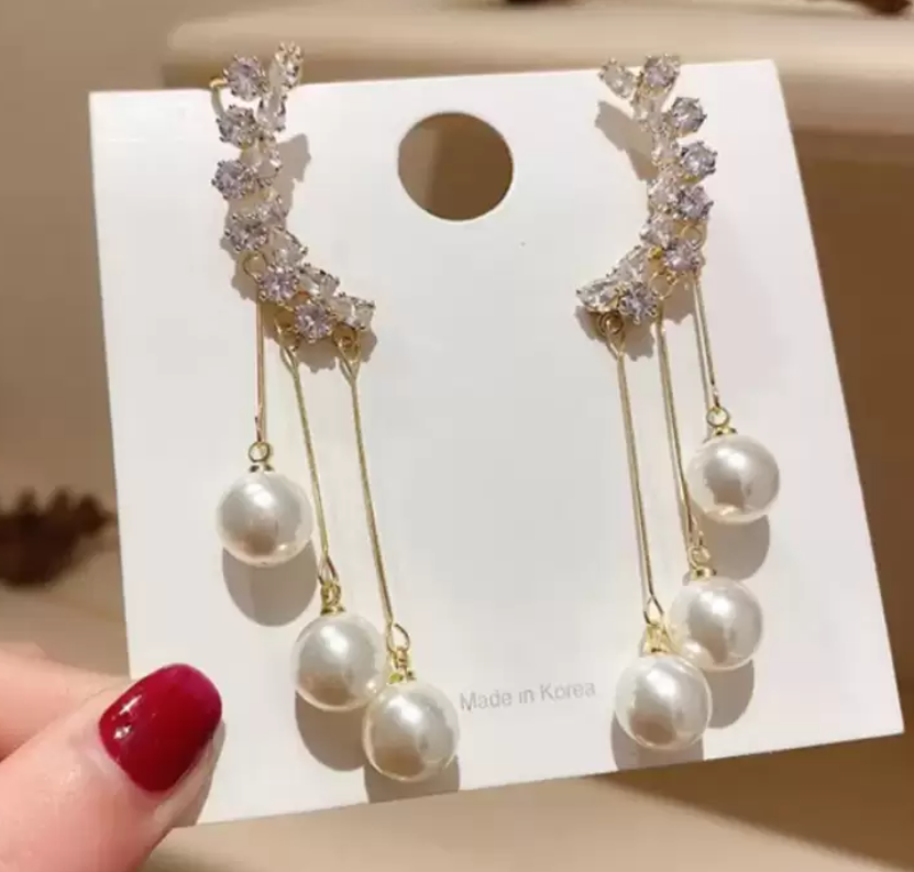 Pearl Tassel Earcuff Earring