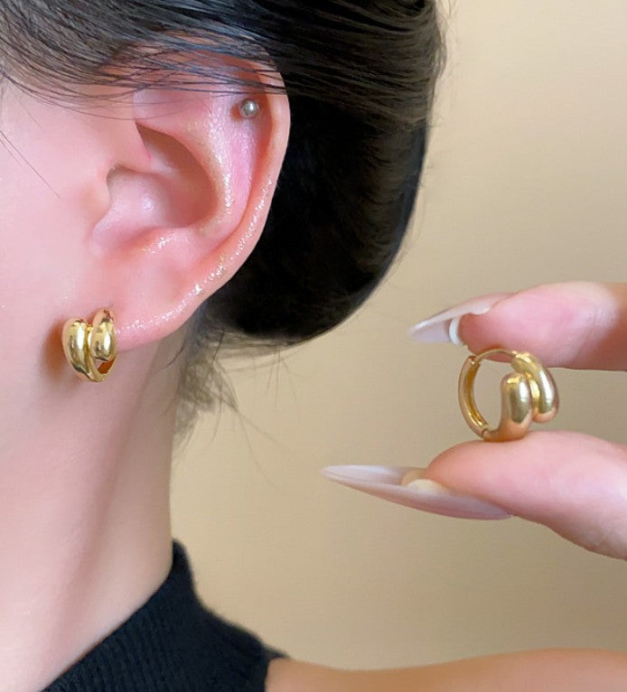 GOLD SMALL HOOP KOREAN EARRINGS