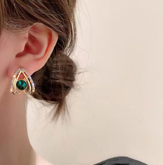 GREEN AD STONE STUD KOREAN EARRINGS