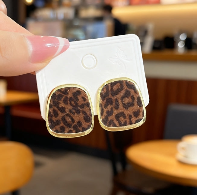 LEOPARD CHEETAH STUDS KOREAN EARRINGS