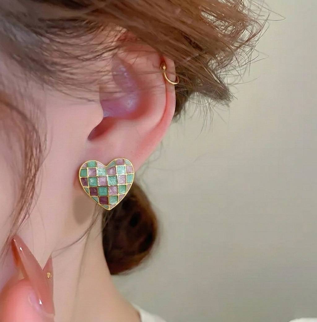 HEART SHAPE STUDS KOREAN EARRINGS